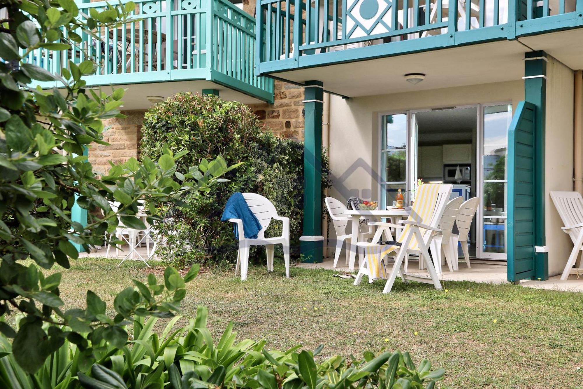 Localise - A06 - Entierement De Plain-Pied Avec Petite Vue Mer - Donnant Sur La Piscine Et Le Jardin - Wifi Inclus - Draps Inclus - Guilvinec Екстер'єр фото