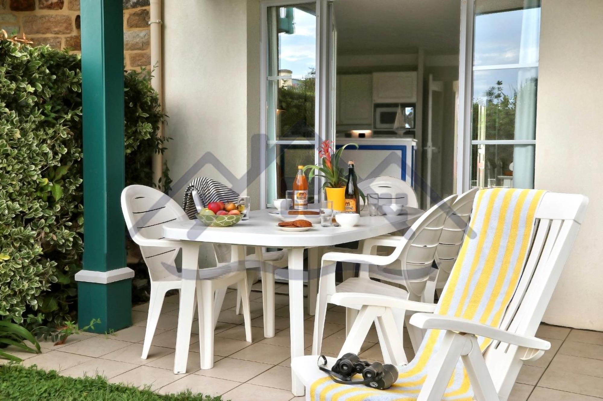 Localise - A06 - Entierement De Plain-Pied Avec Petite Vue Mer - Donnant Sur La Piscine Et Le Jardin - Wifi Inclus - Draps Inclus - Guilvinec Екстер'єр фото